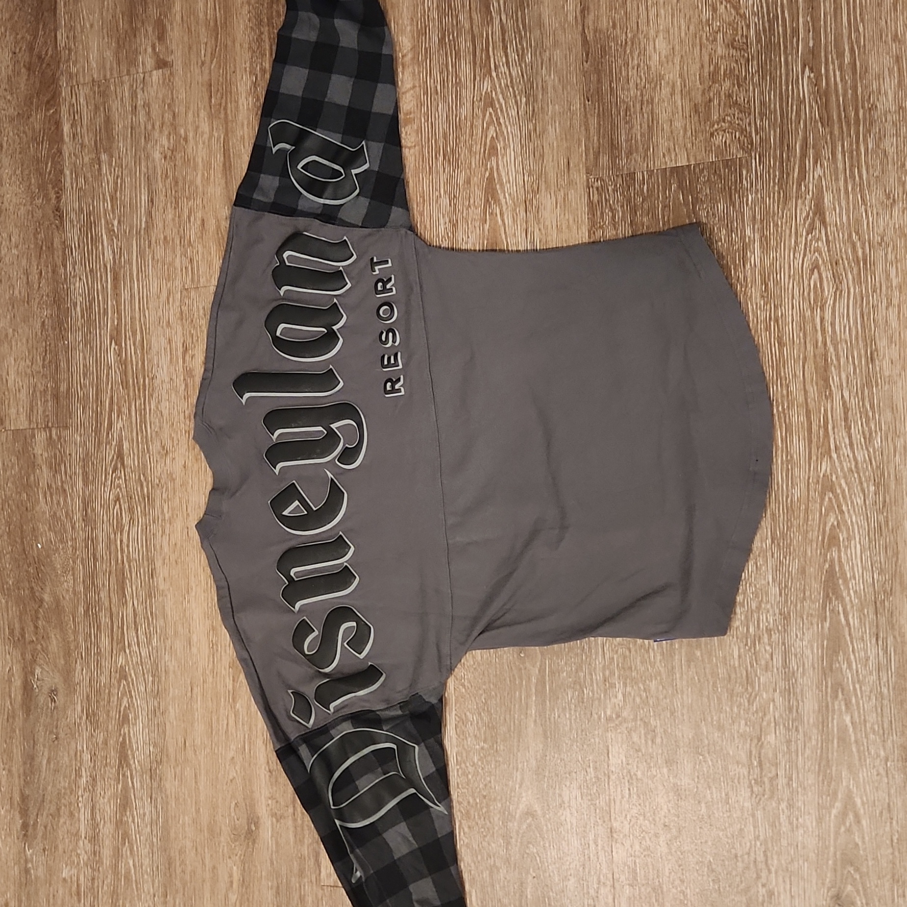 Disneyland Retired Plaid Gray And Black Buffalo Check Spirit Jersey Xs